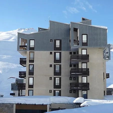 Sleeps 8 Wifi Apartment *