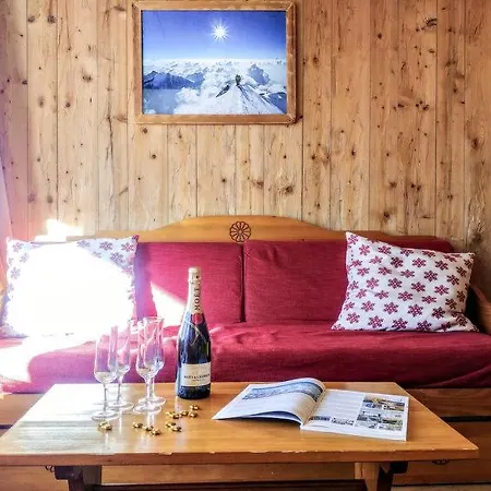 Apartment Sleeps 8 Wifi Tignes