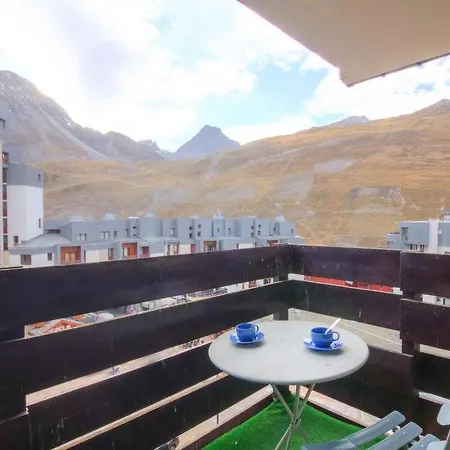 Sleeps 8 Wifi Apartment *